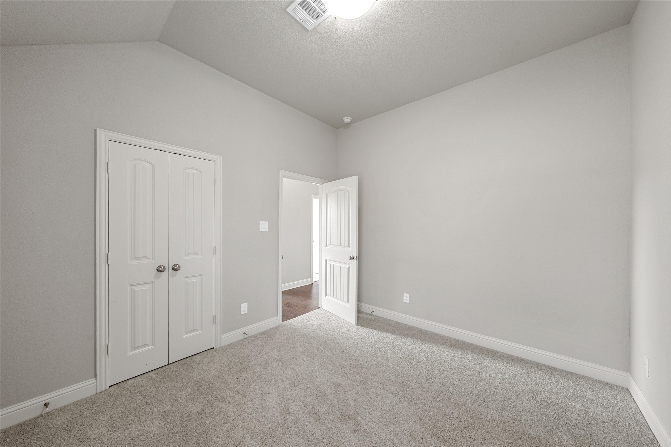 1050 Hesselridge Drive Hewitt TX 76643
