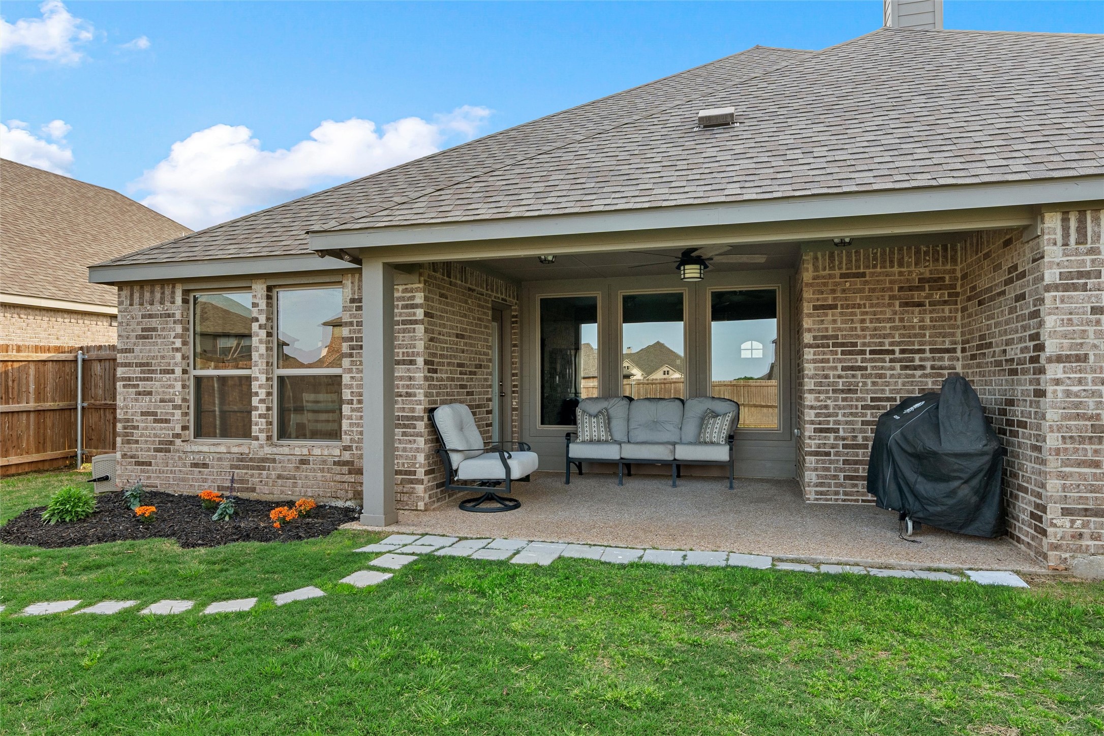 1050 Hesselridge Drive Hewitt TX 76643