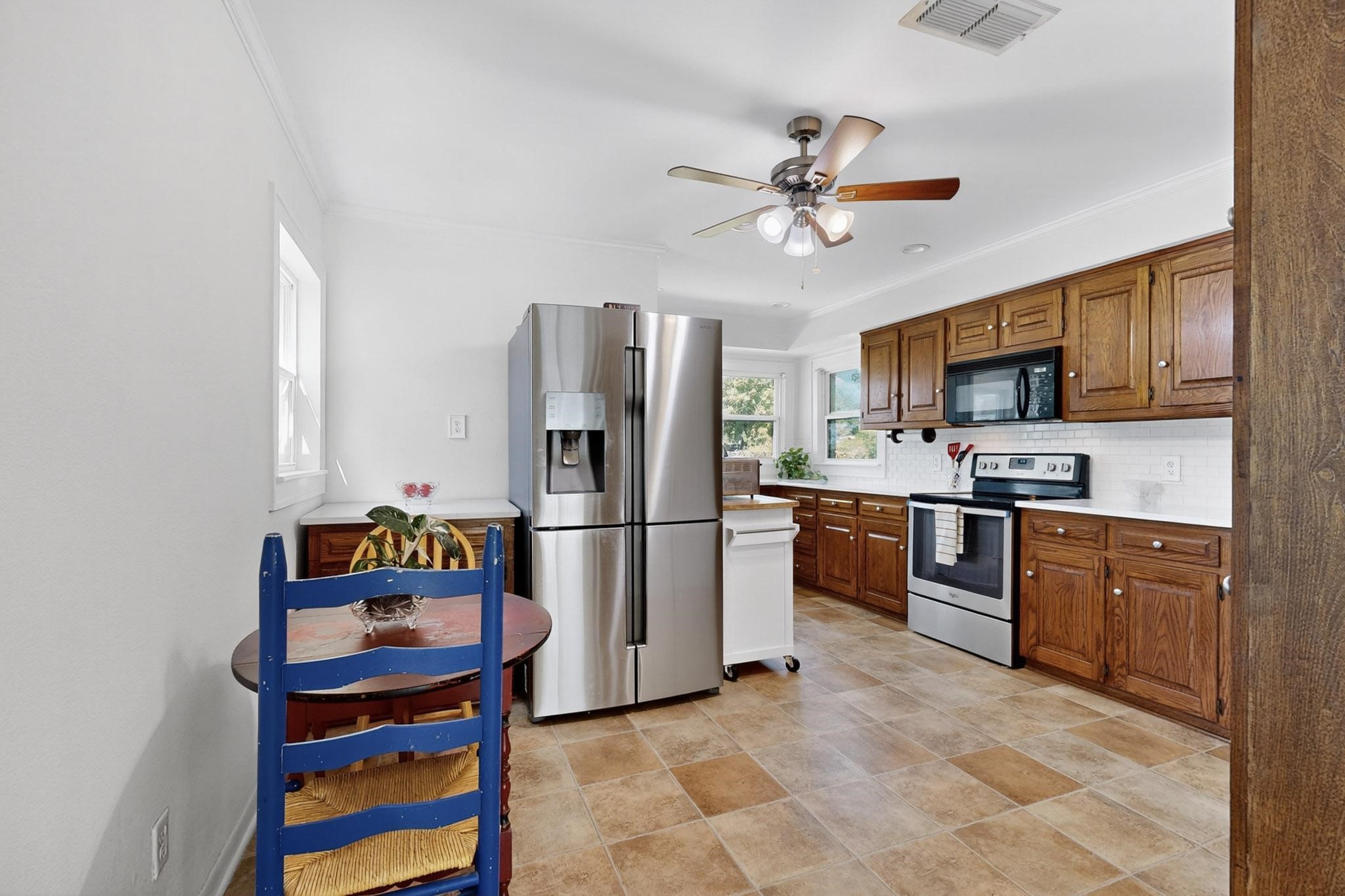 1800 W Frank Street Grand Saline TX 75140