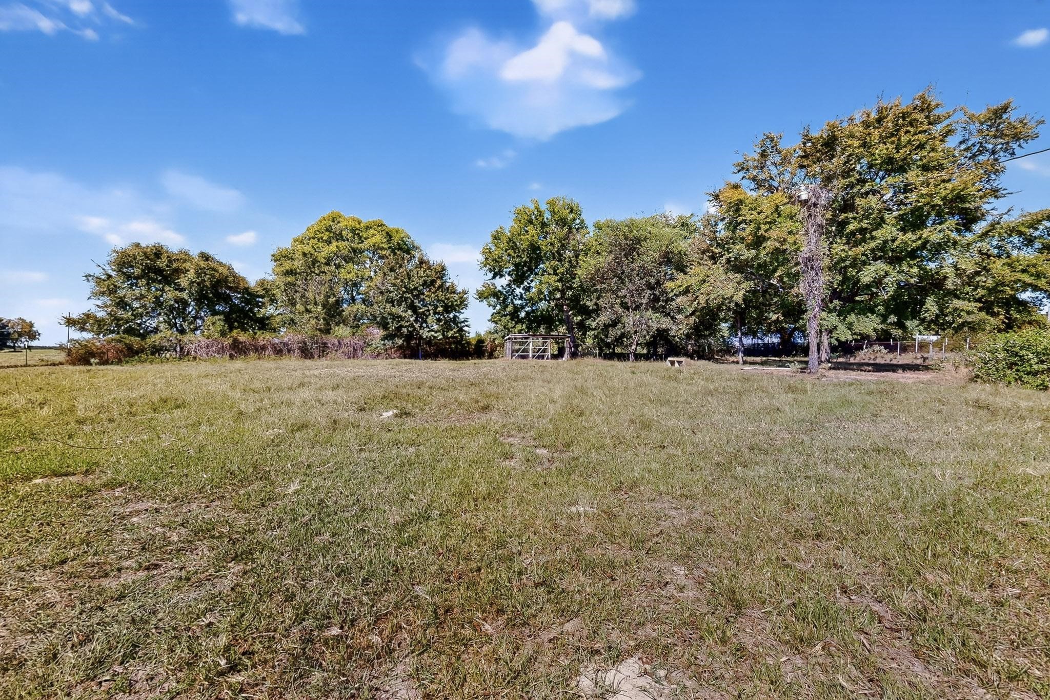 1800 W Frank Street Grand Saline TX 75140