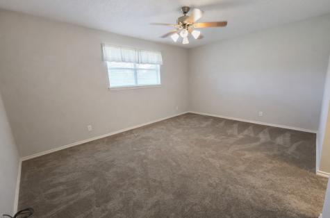 2302 Shiloh Street Denison TX 75020