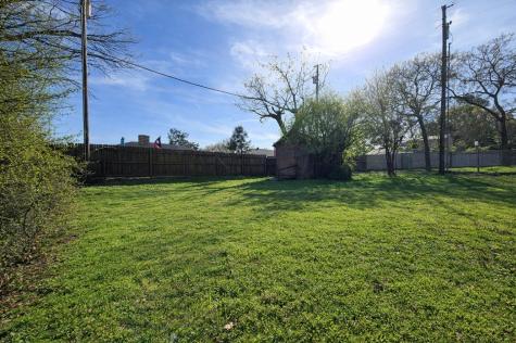 2302 Shiloh Street Denison TX 75020