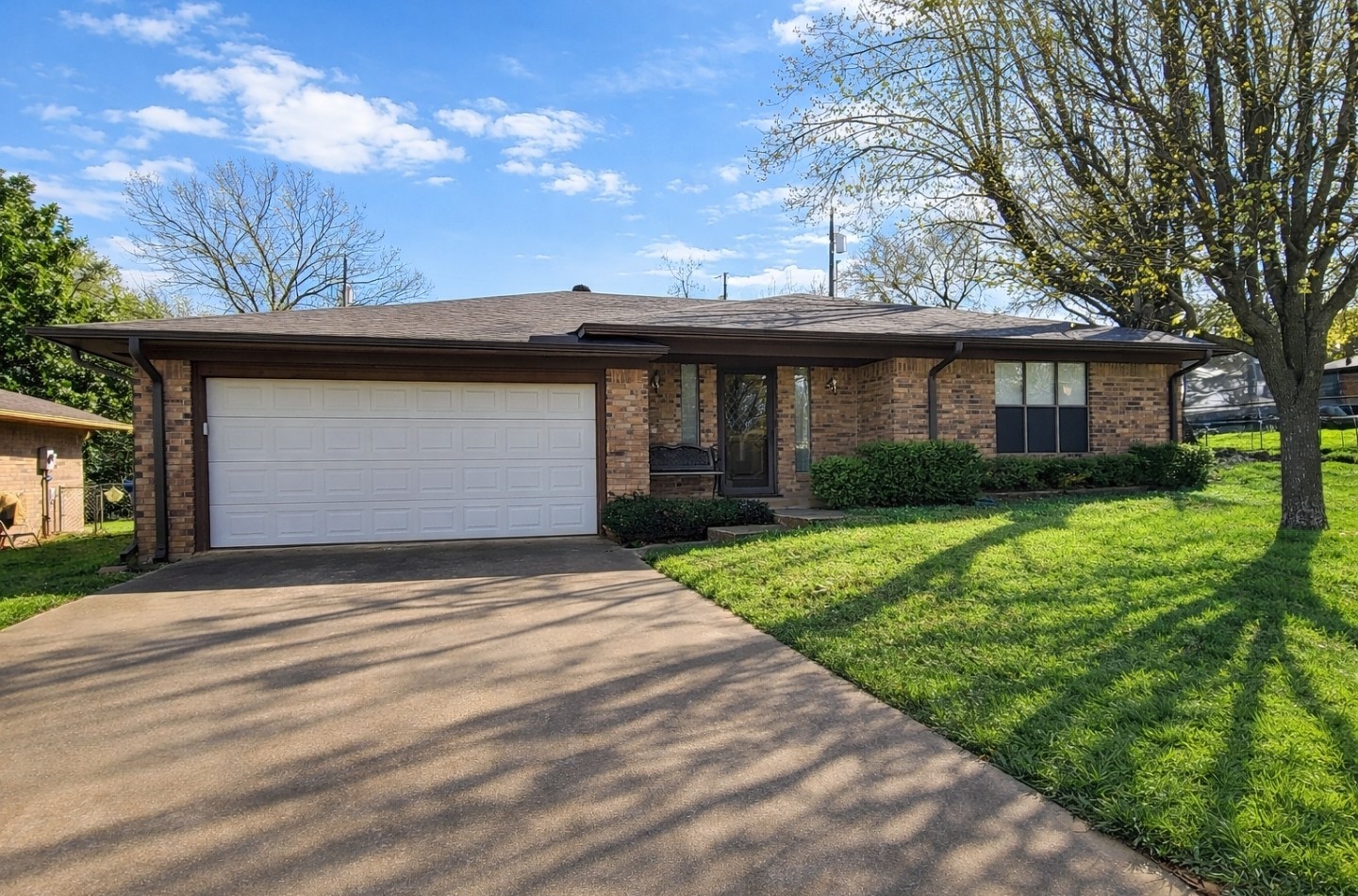 2302 Shiloh Street Denison TX 75020