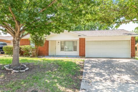 1110 Southmoor Drive Arlington TX 76010