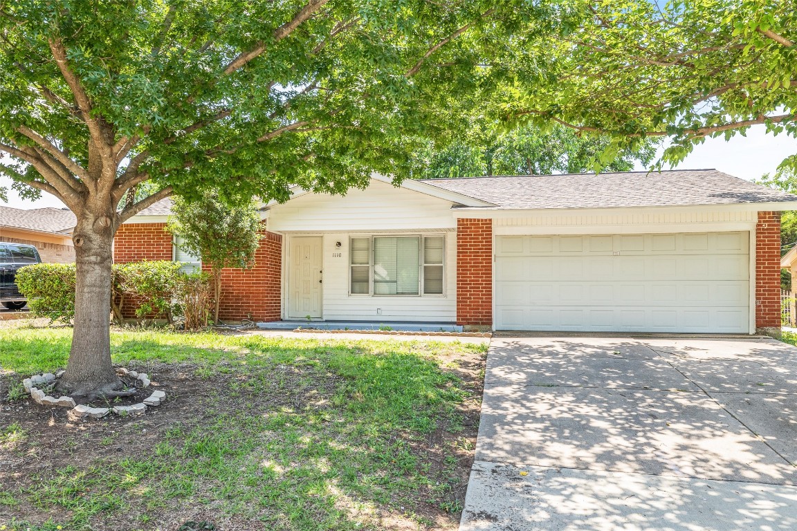 1110 Southmoor Drive Arlington TX 76010