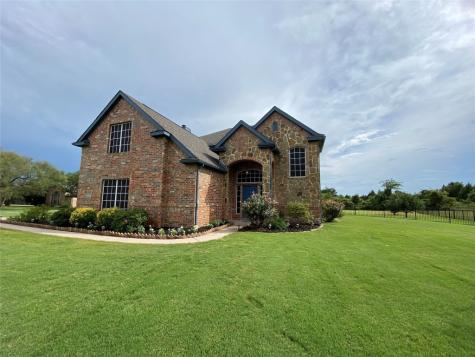 1000 Blue Bird Court Joshua TX 76058