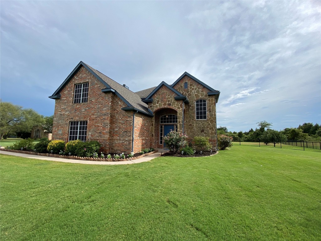 1000 Blue Bird Court Joshua TX 76058