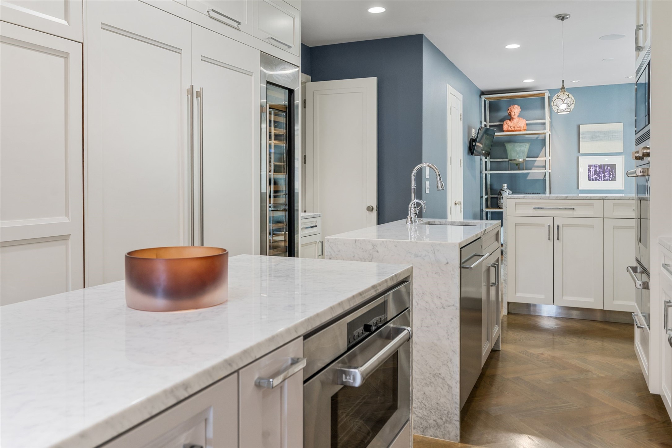 1 Queensview Court Dallas TX 75225