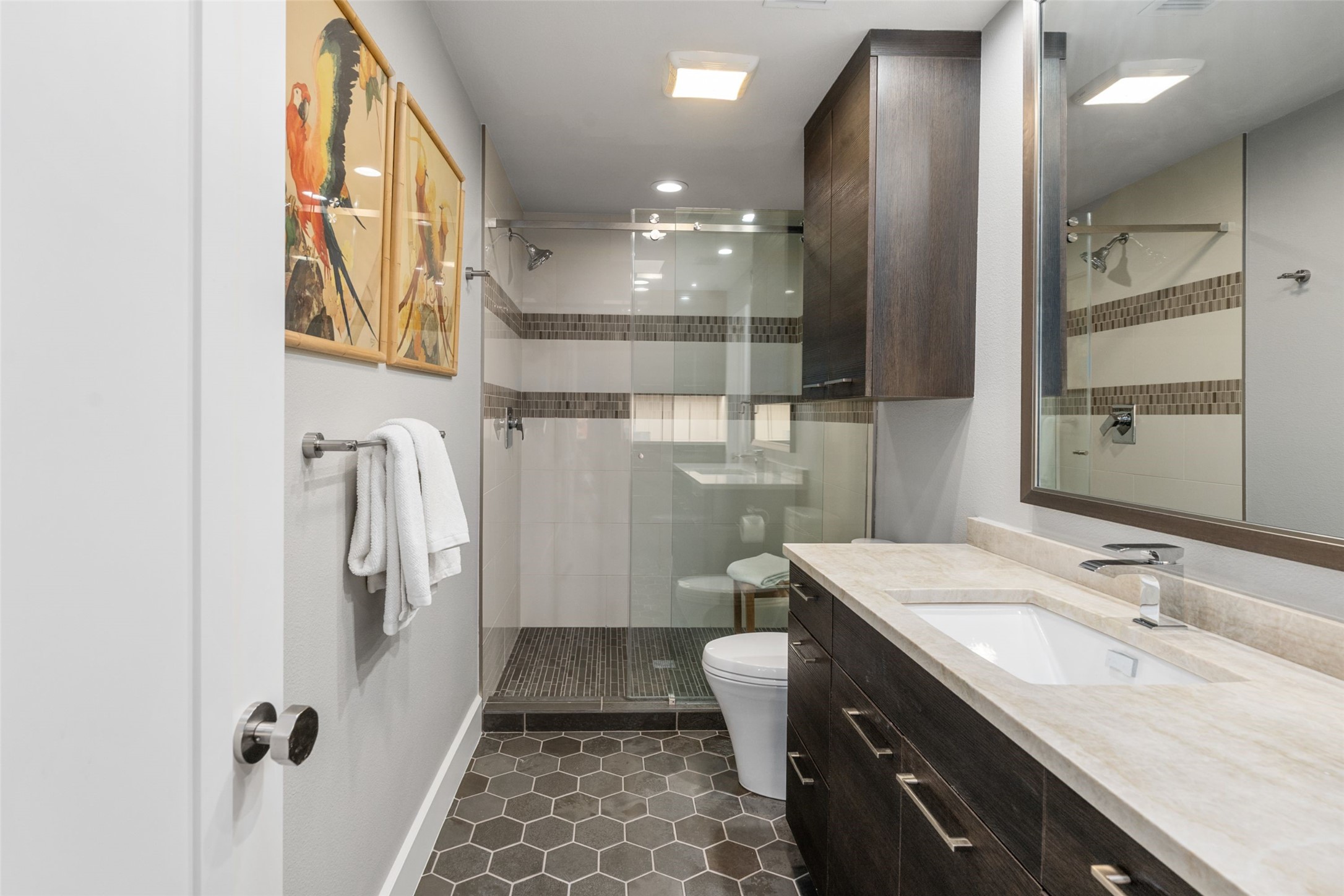 1 Queensview Court Dallas TX 75225