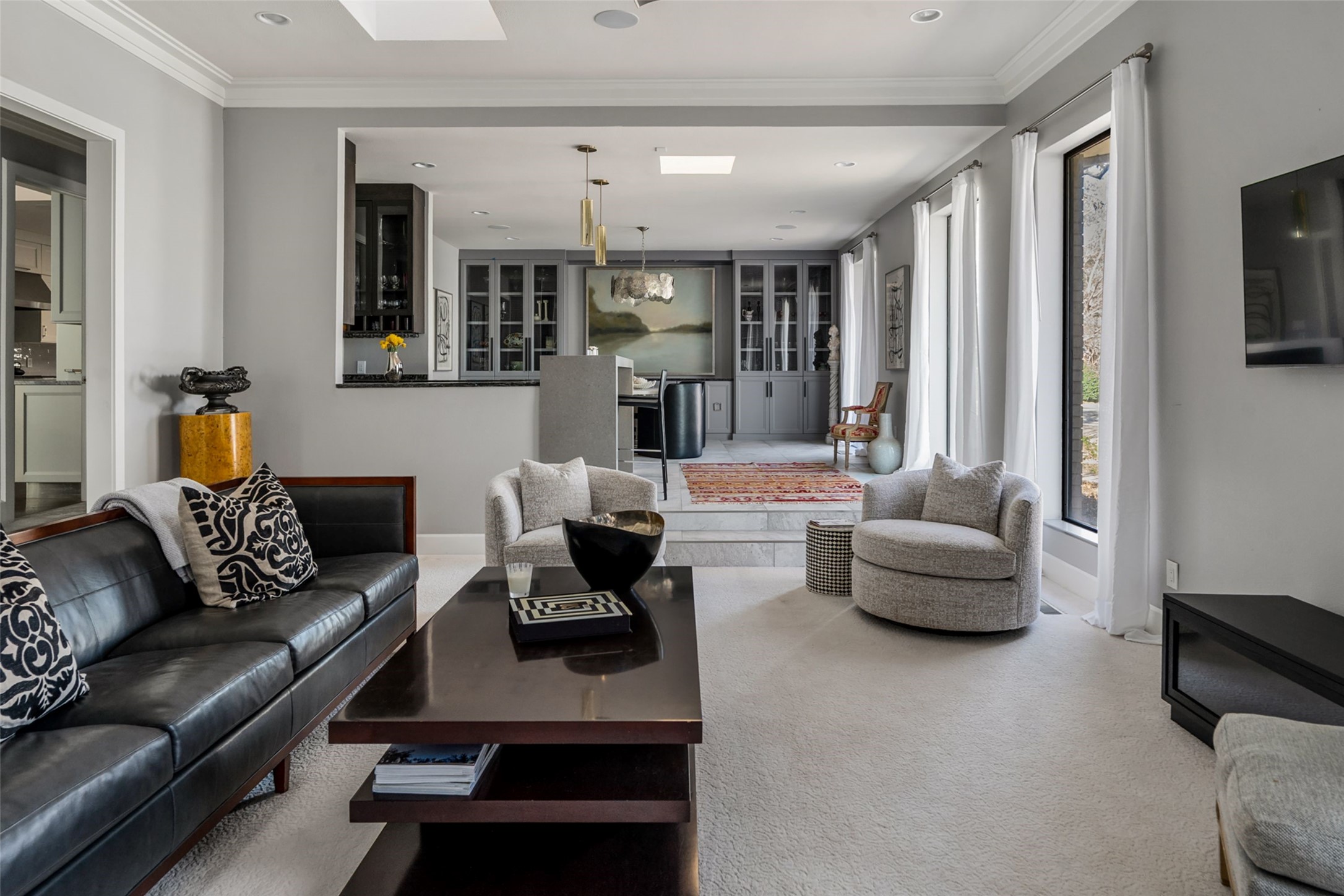 1 Queensview Court Dallas TX 75225
