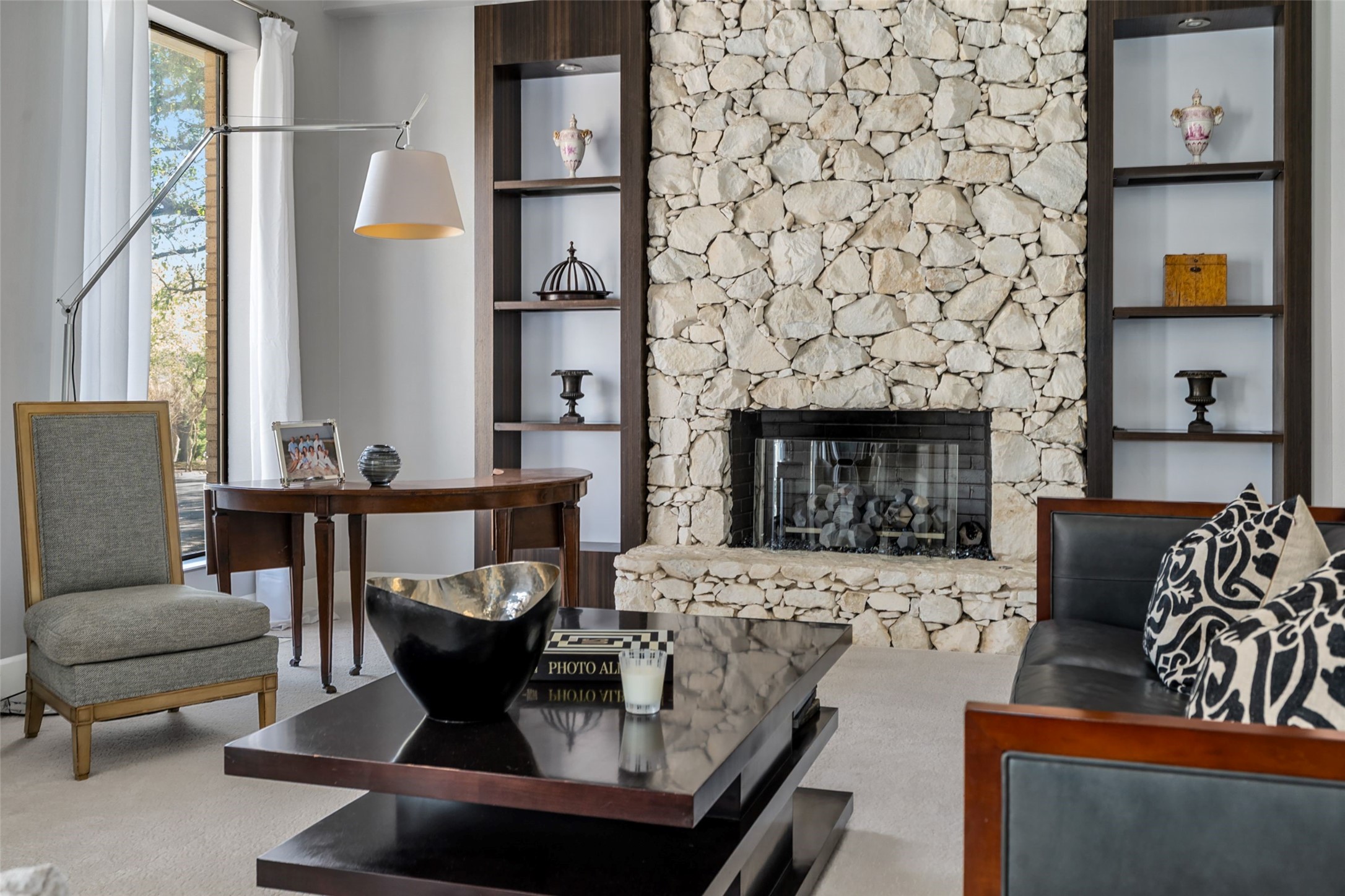 1 Queensview Court Dallas TX 75225