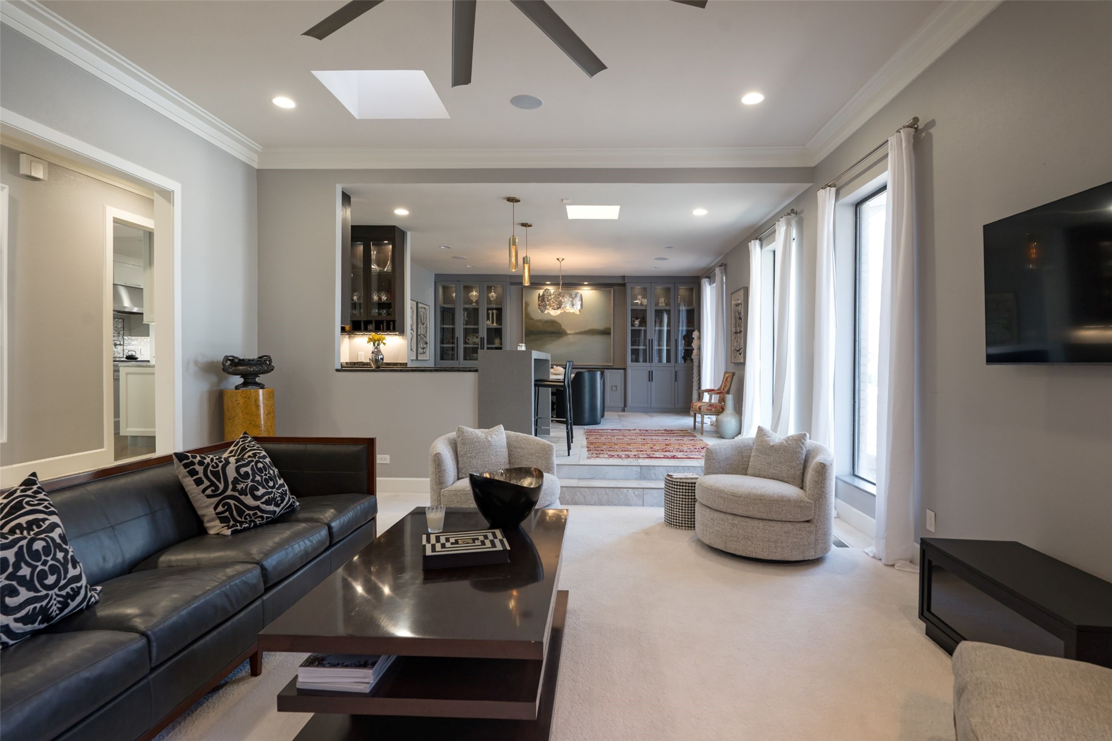 1 Queensview Court Dallas TX 75225