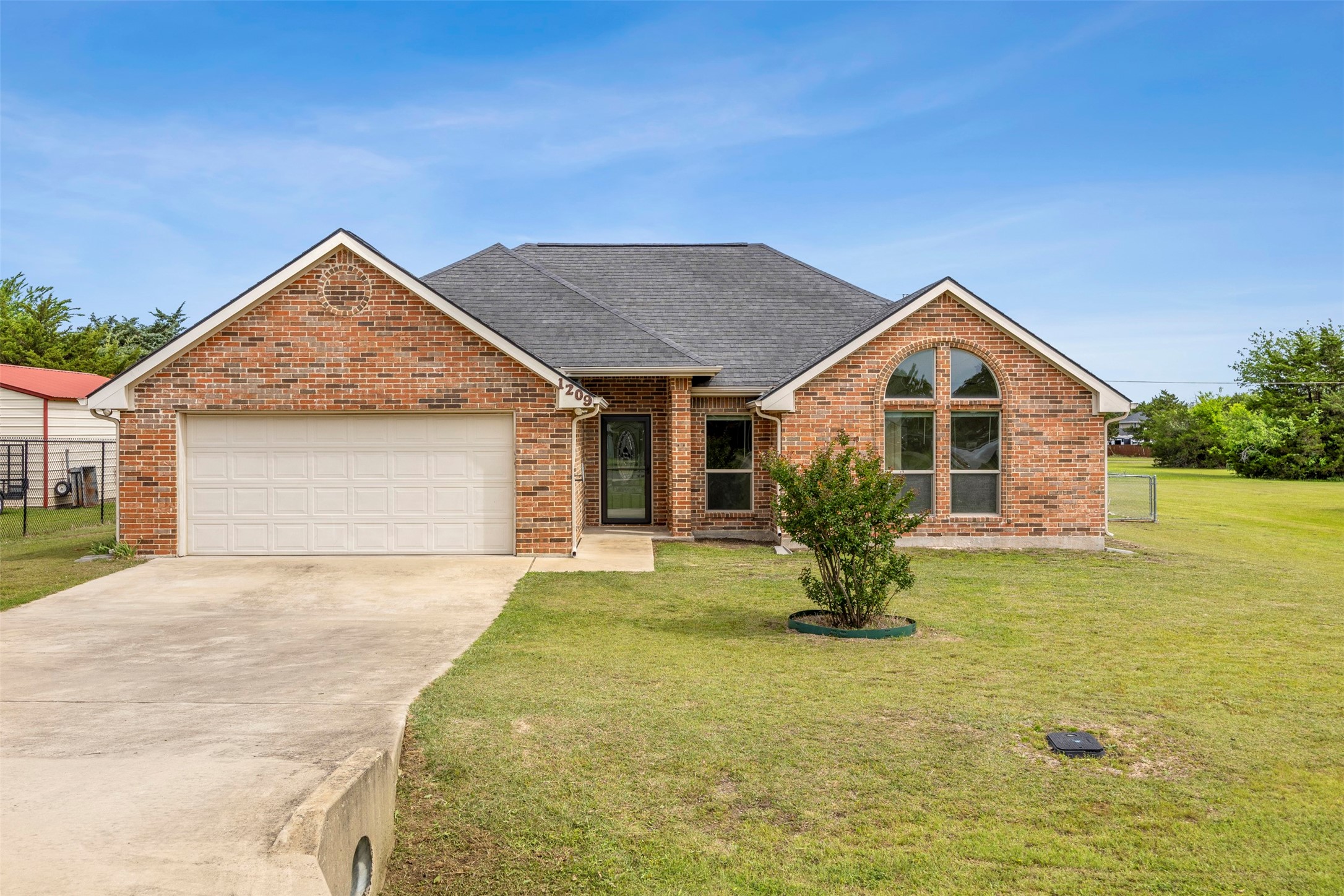 1209 Southview Drive Waxahachie TX 75165
