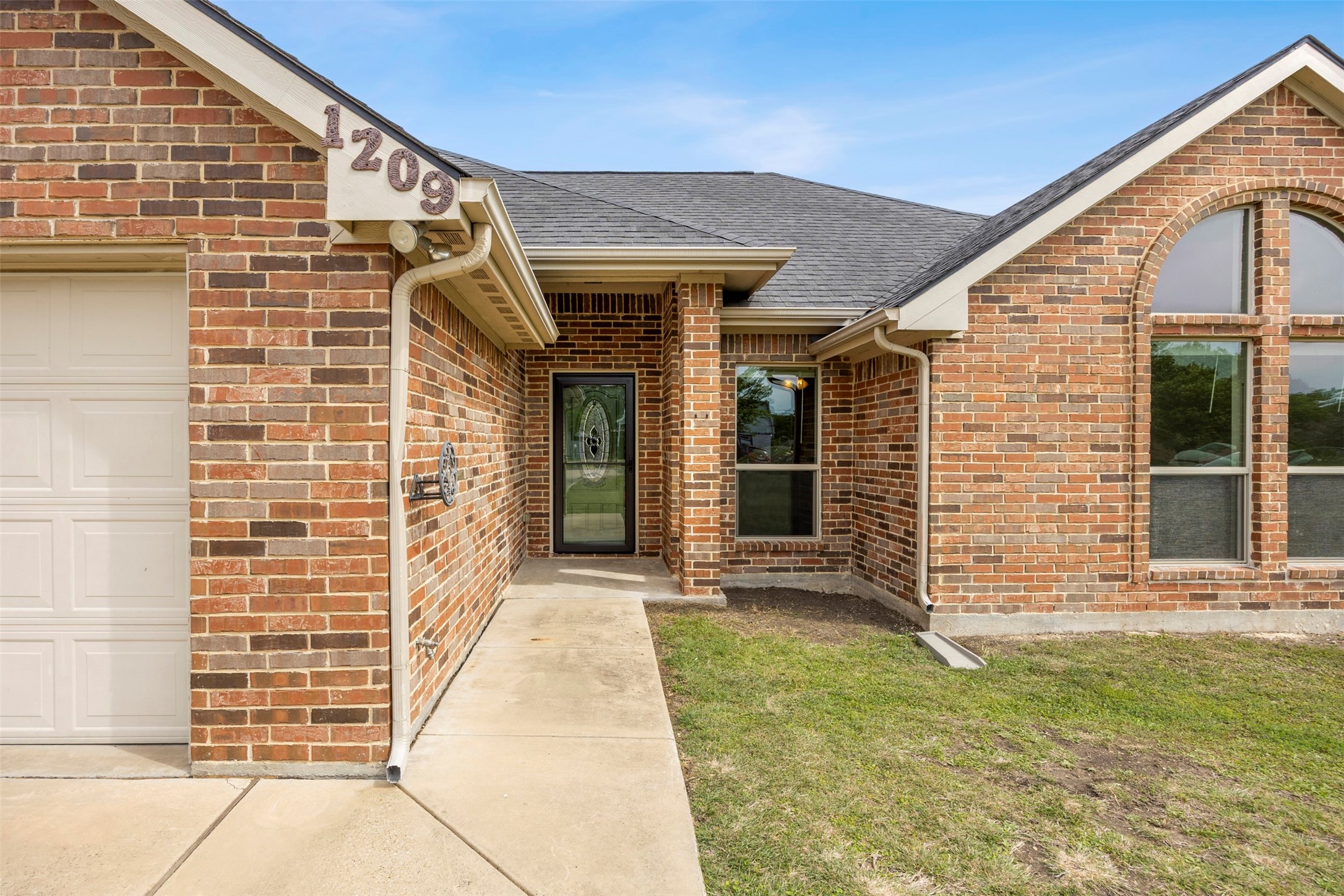 1209 Southview Drive Waxahachie TX 75165