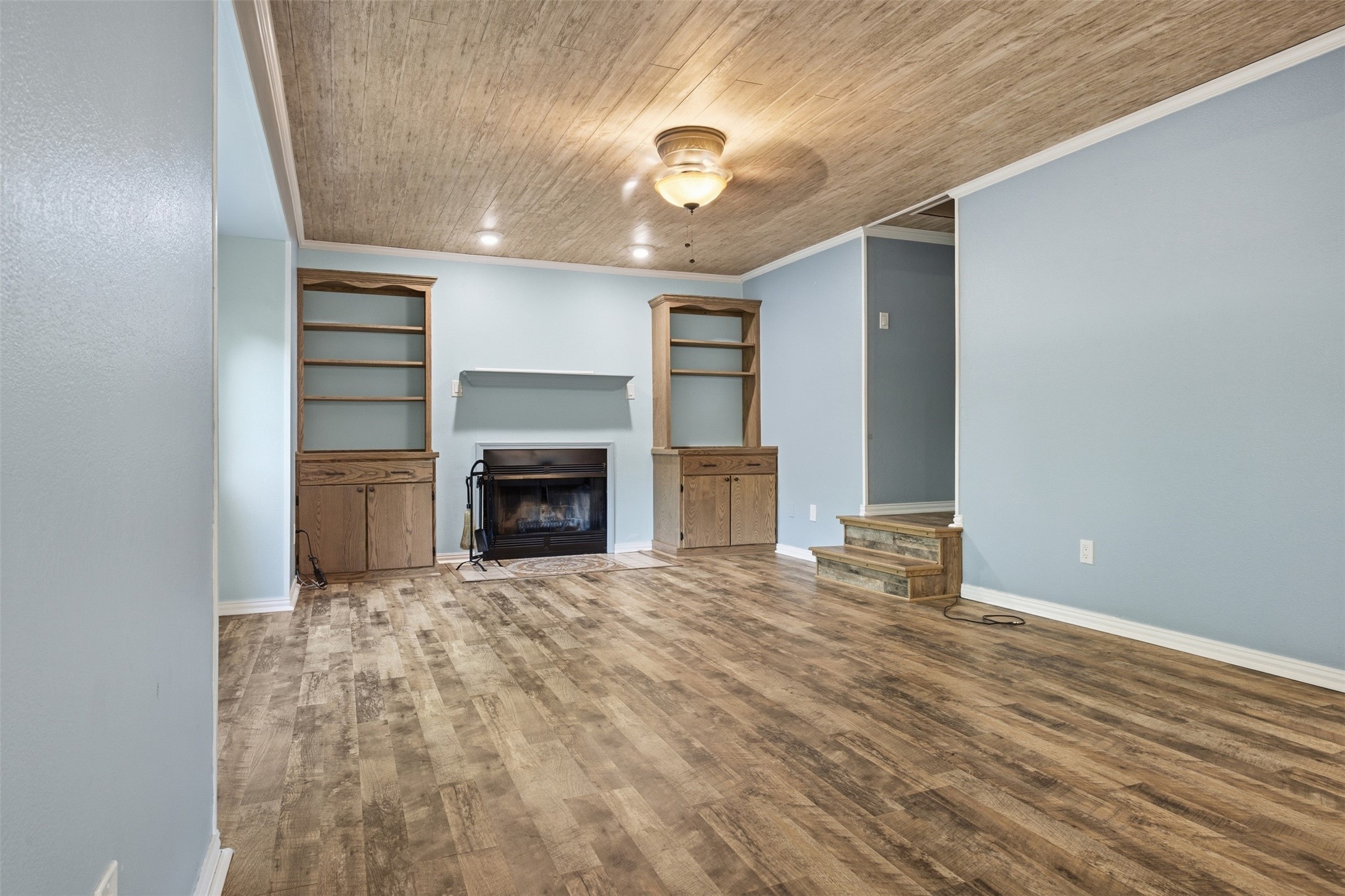 1853 Lake Highland W Quinlan TX 75474