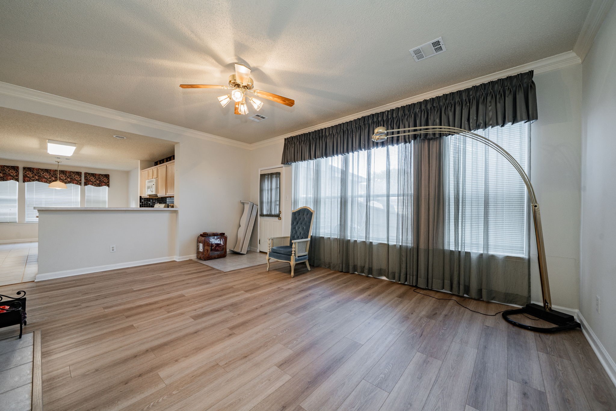 805 Elm Falls Place Mesquite TX 75181