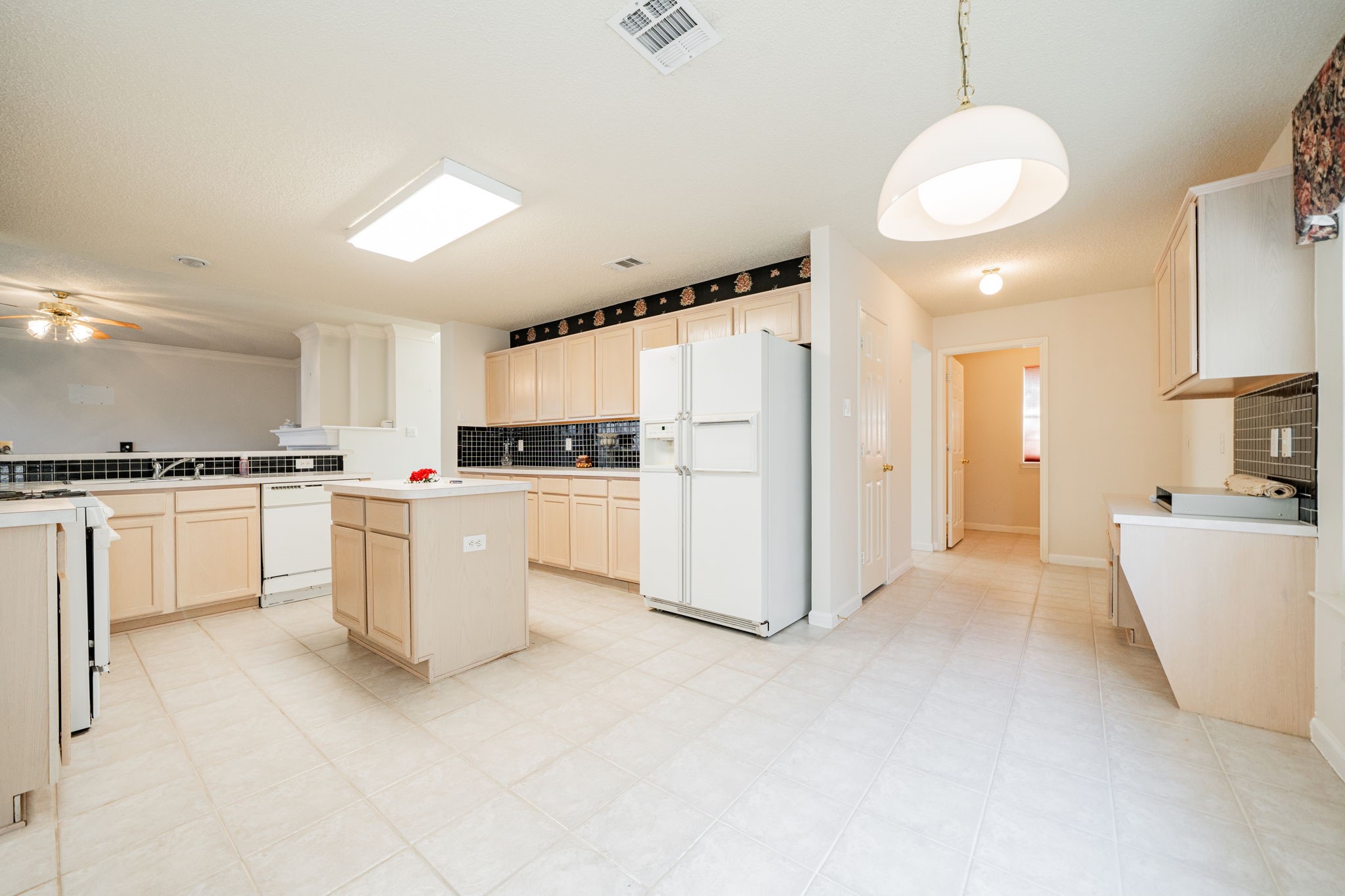 805 Elm Falls Place Mesquite TX 75181