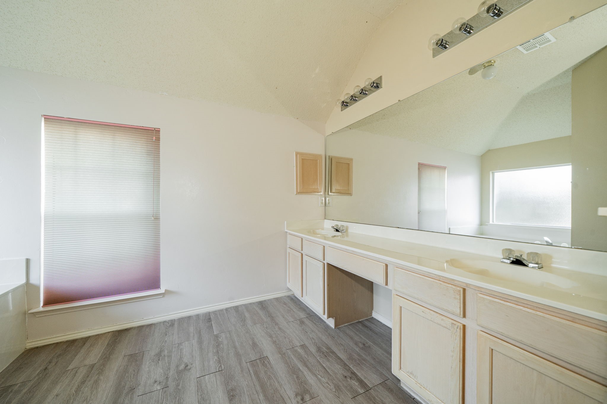 805 Elm Falls Place Mesquite TX 75181