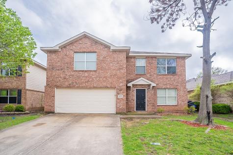 4916 Thorn Hollow Drive Fort Worth TX 76244