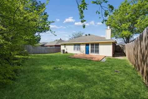 2117 Whispering Wind Street Fort Worth TX 76108