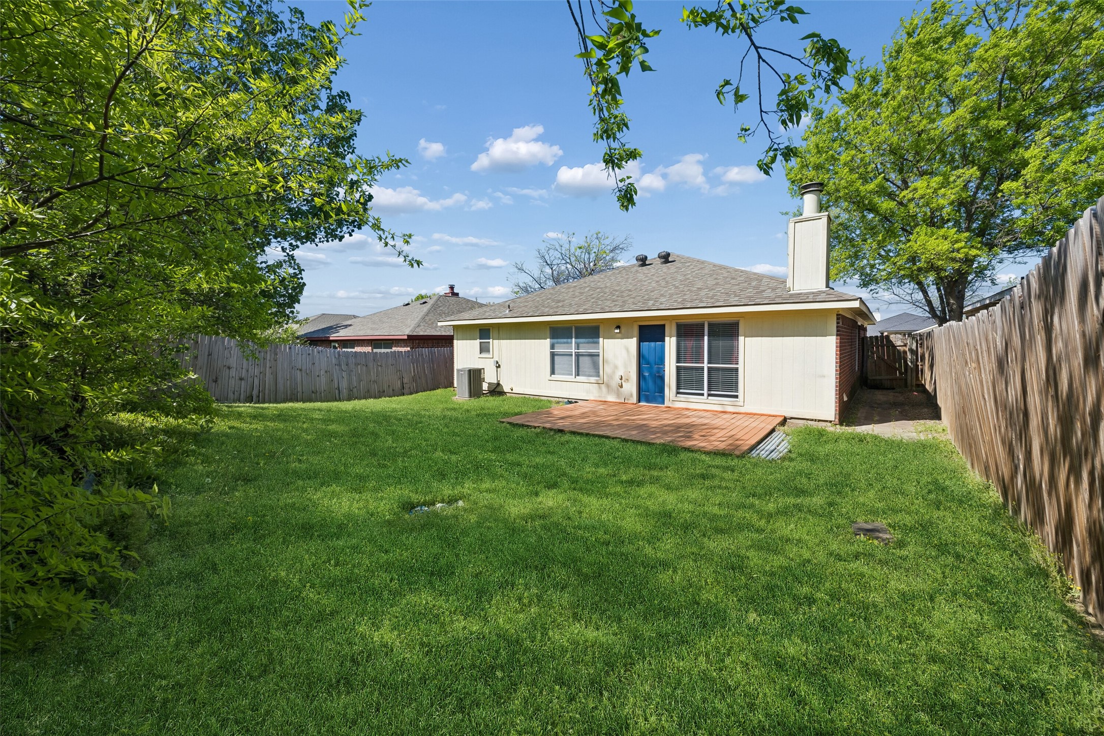 2117 Whispering Wind Street Fort Worth TX 76108