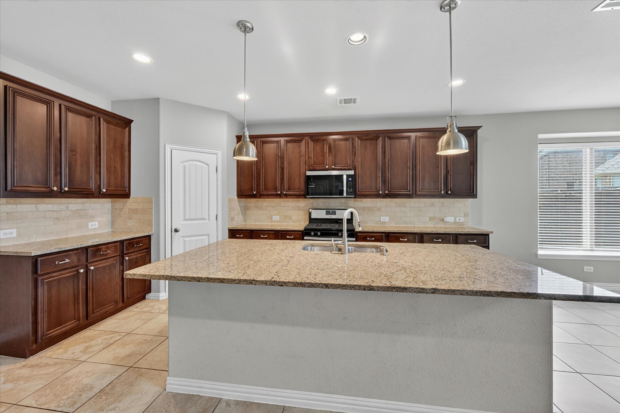4104 Red Granite Lane Mckinney TX 75070