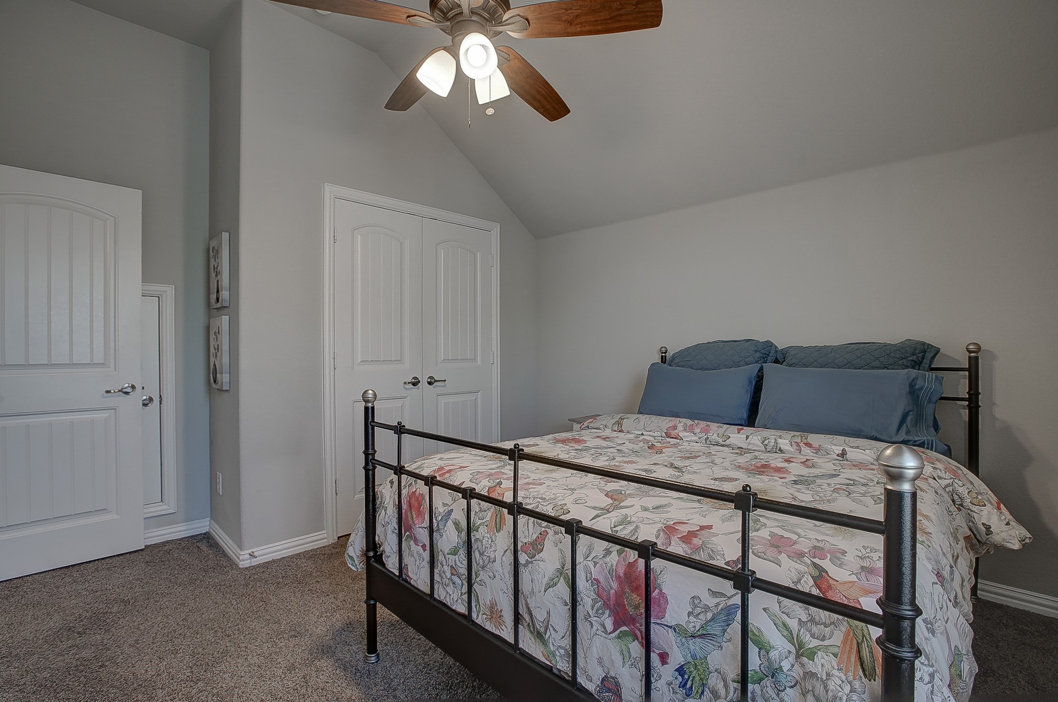 627 Bridgewater Street Euless TX 76039