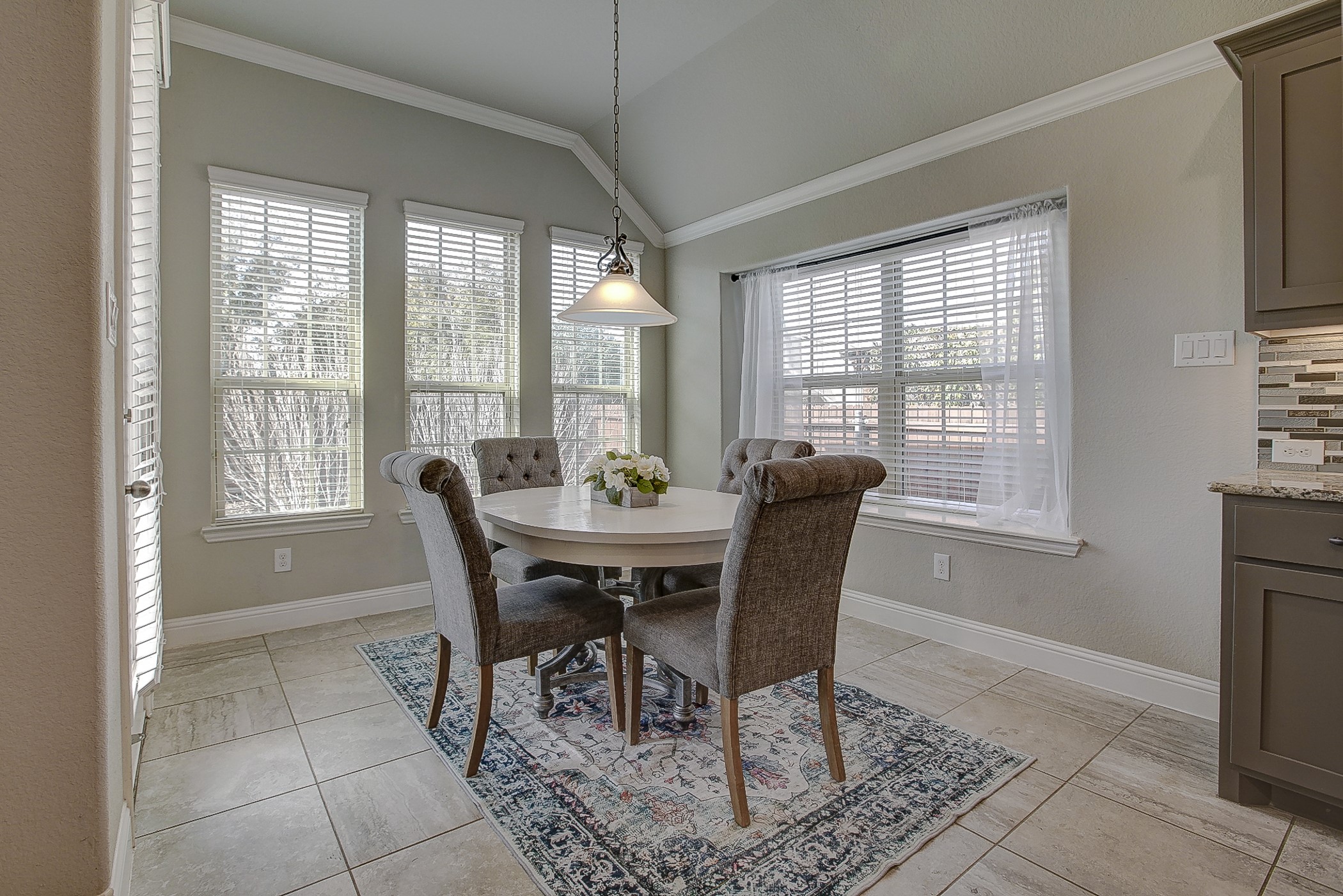 627 Bridgewater Street Euless TX 76039