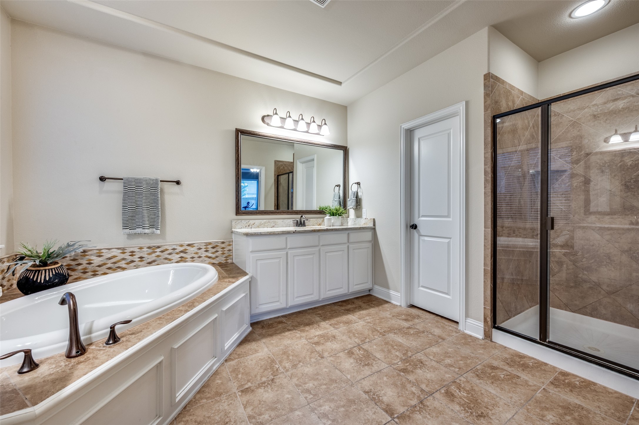 8244 Paisley The Colony TX 75056
