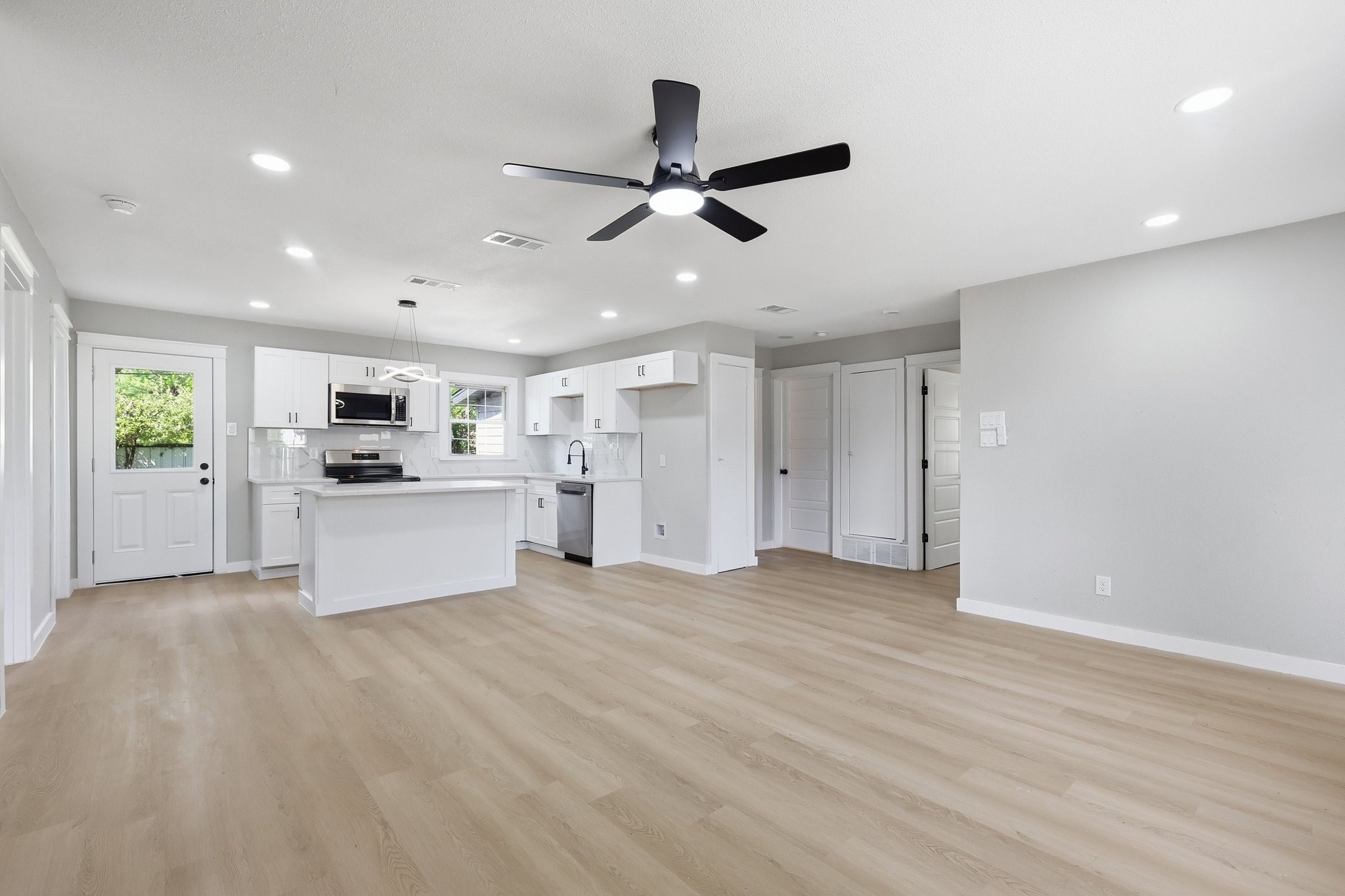 1721 Jocyle Street Arlington TX 76010