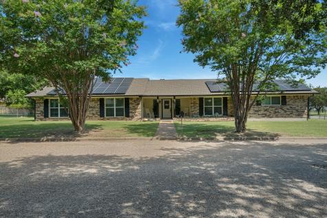 1903 White Street Clifton TX 76634