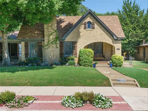 2204 Harrison Avenue Fort Worth TX 76110