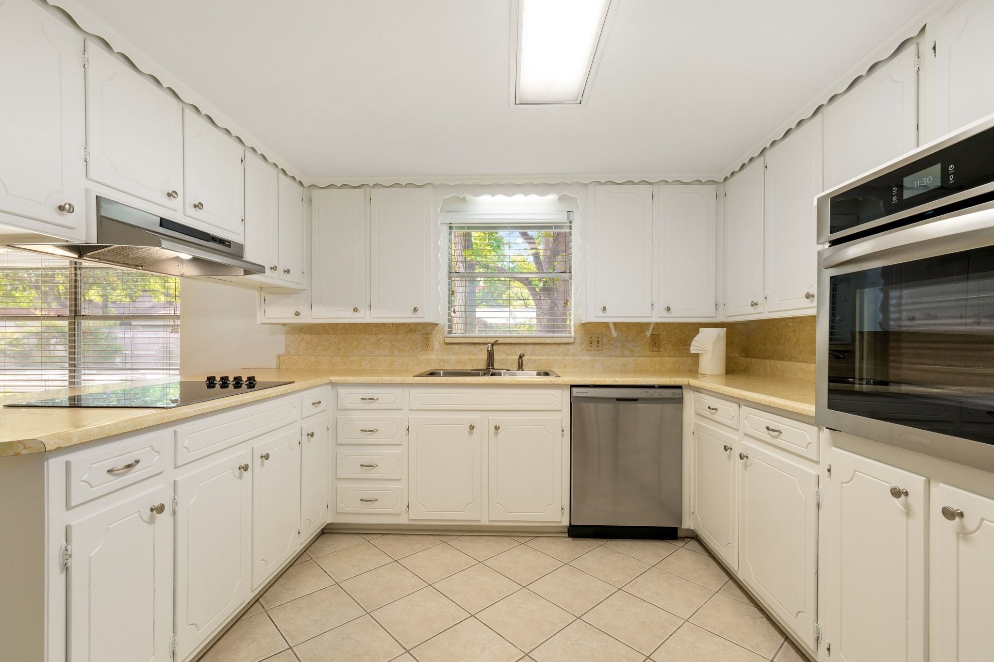 2811 Wentwood Drive Grapevine TX 76051
