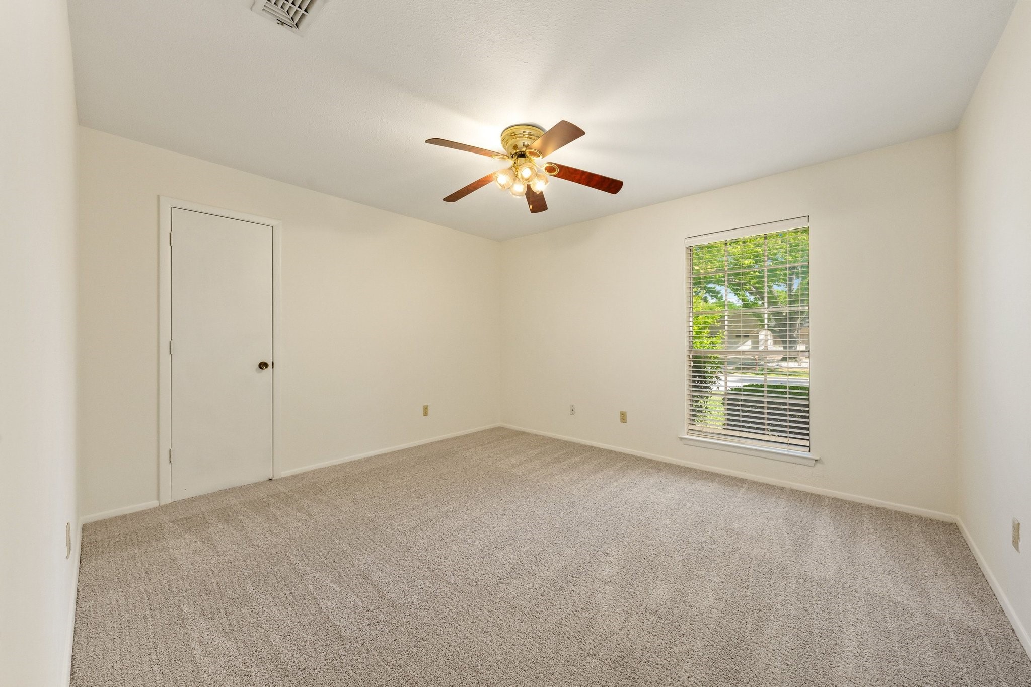 2811 Wentwood Drive Grapevine TX 76051