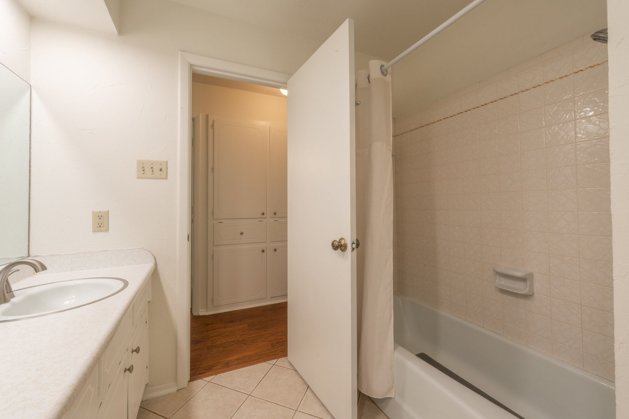 2811 Wentwood Drive Grapevine TX 76051