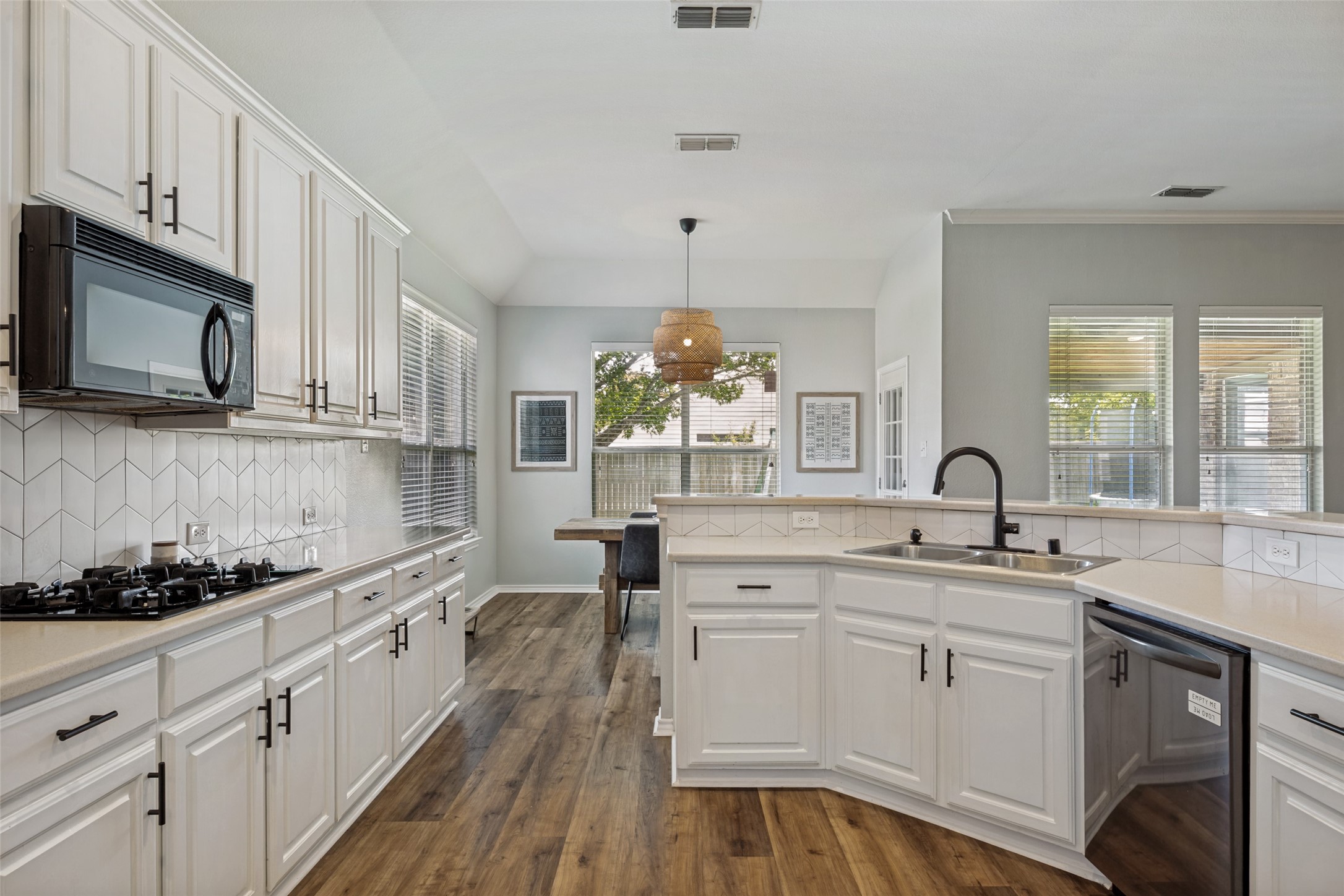2215 Quail Hollow Drive Sachse TX 75048