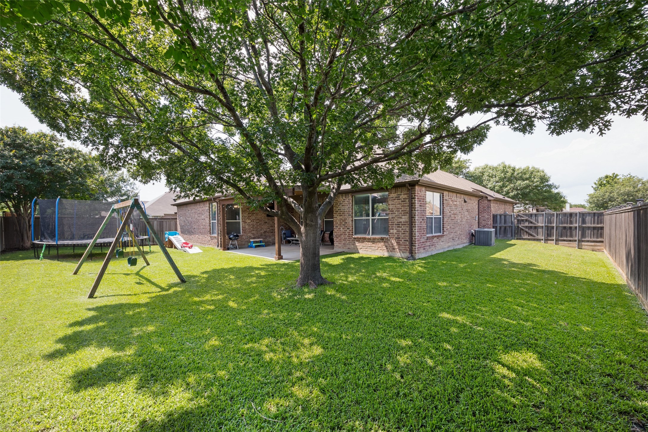 2215 Quail Hollow Drive Sachse TX 75048