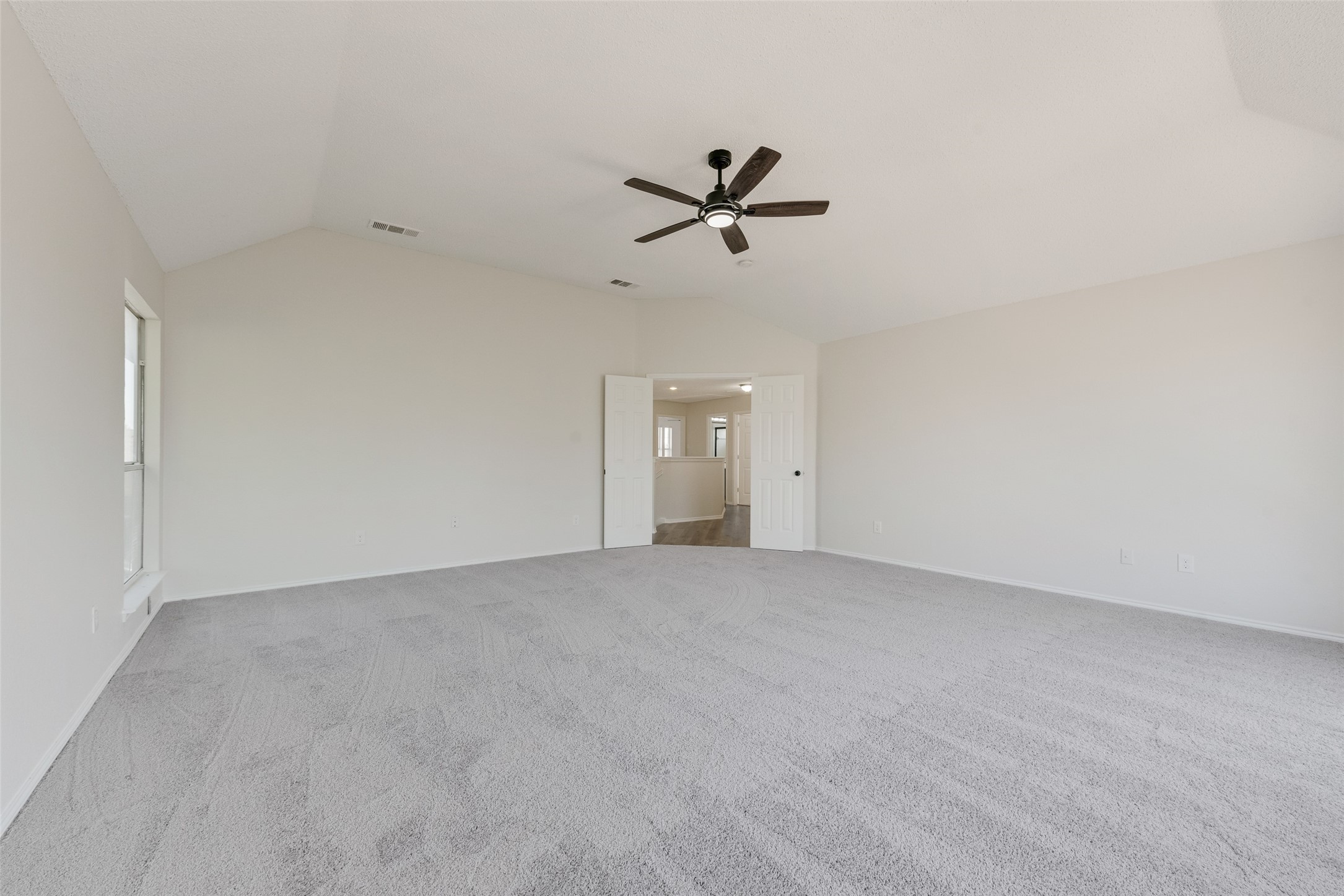 5702 Streamside Drive Arlington TX 76018