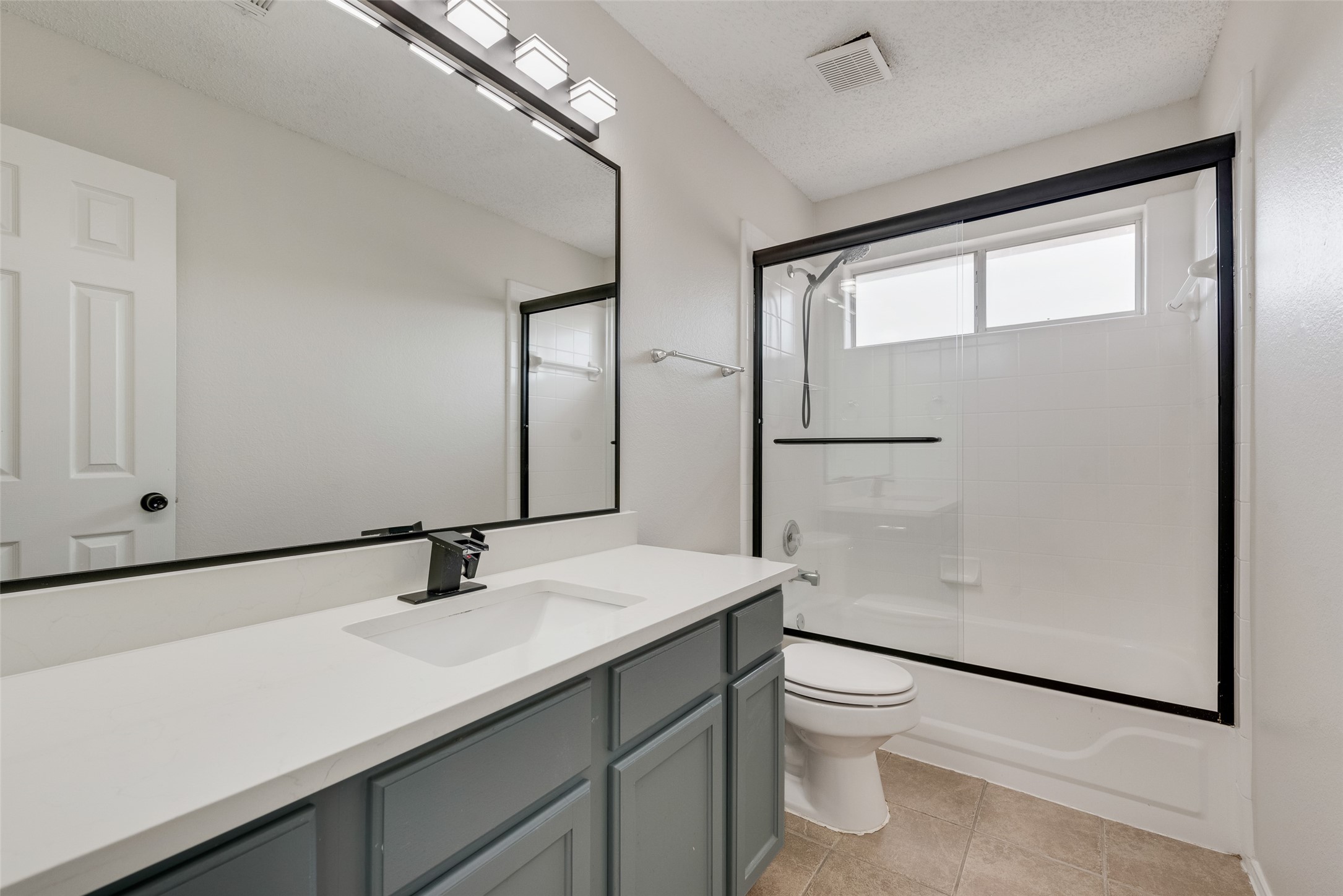5702 Streamside Drive Arlington TX 76018