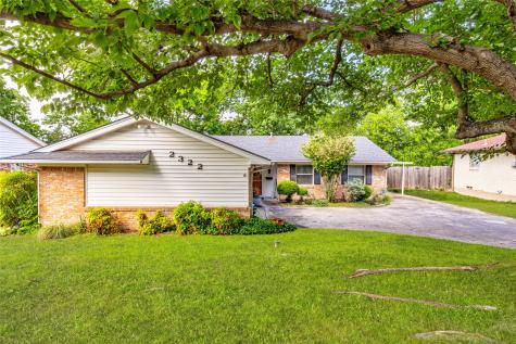 2322 Rockyglen Drive Dallas TX 75228