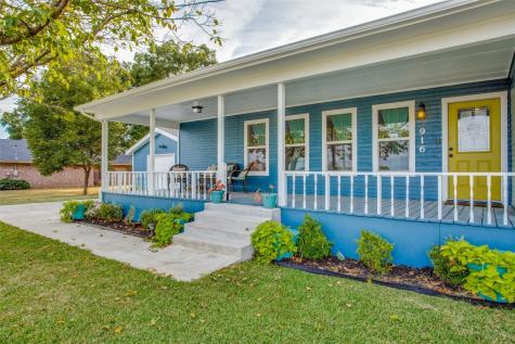 916 Yarbrough Street Pilot Point TX 76258