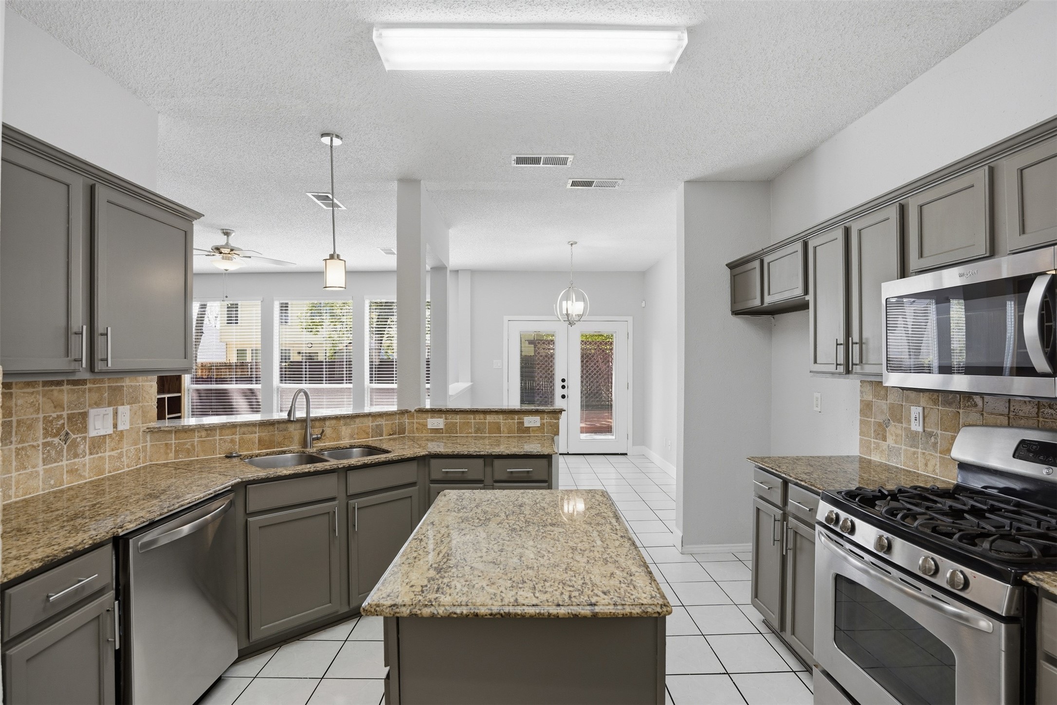 4900 Lodgepole Lane Fort Worth TX 76137