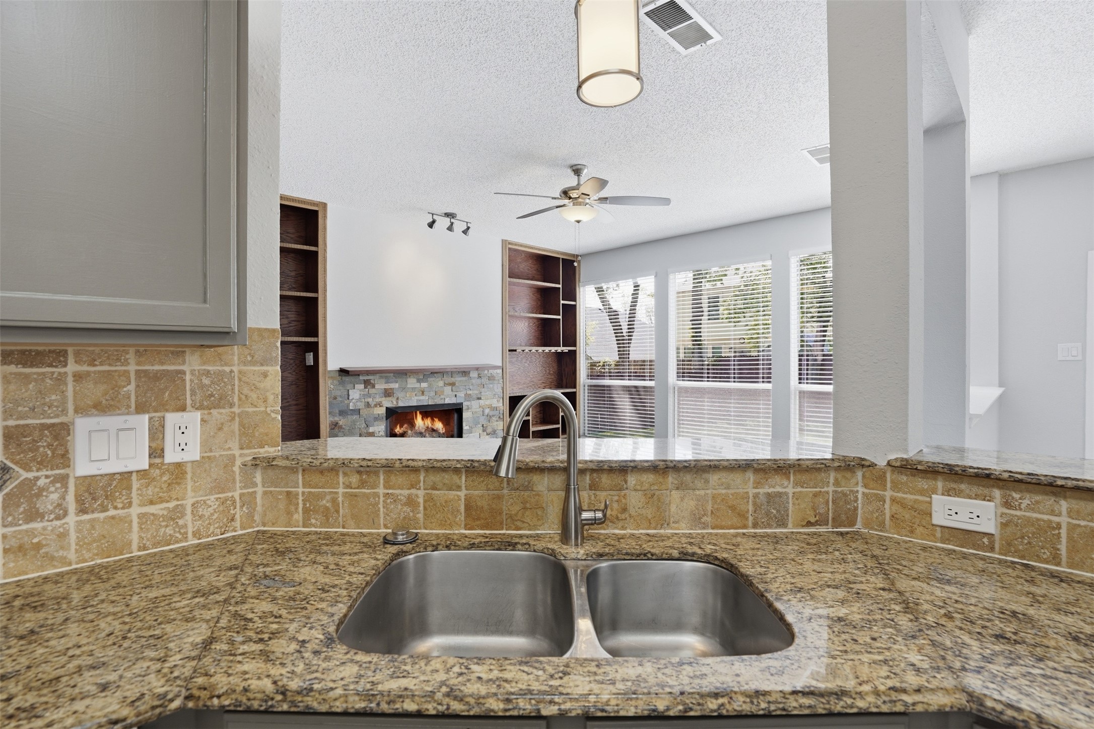 4900 Lodgepole Lane Fort Worth TX 76137