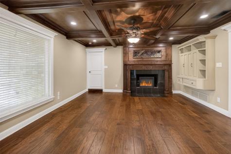 937 Harwood Terrace Bedford TX 76021