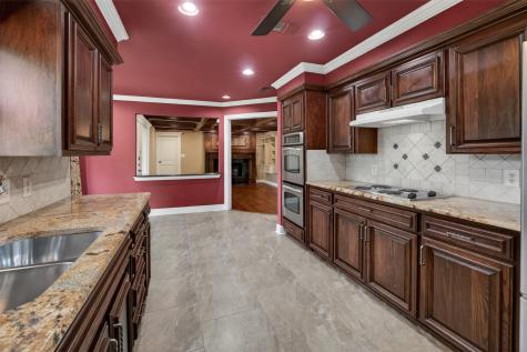 937 Harwood Terrace Bedford TX 76021