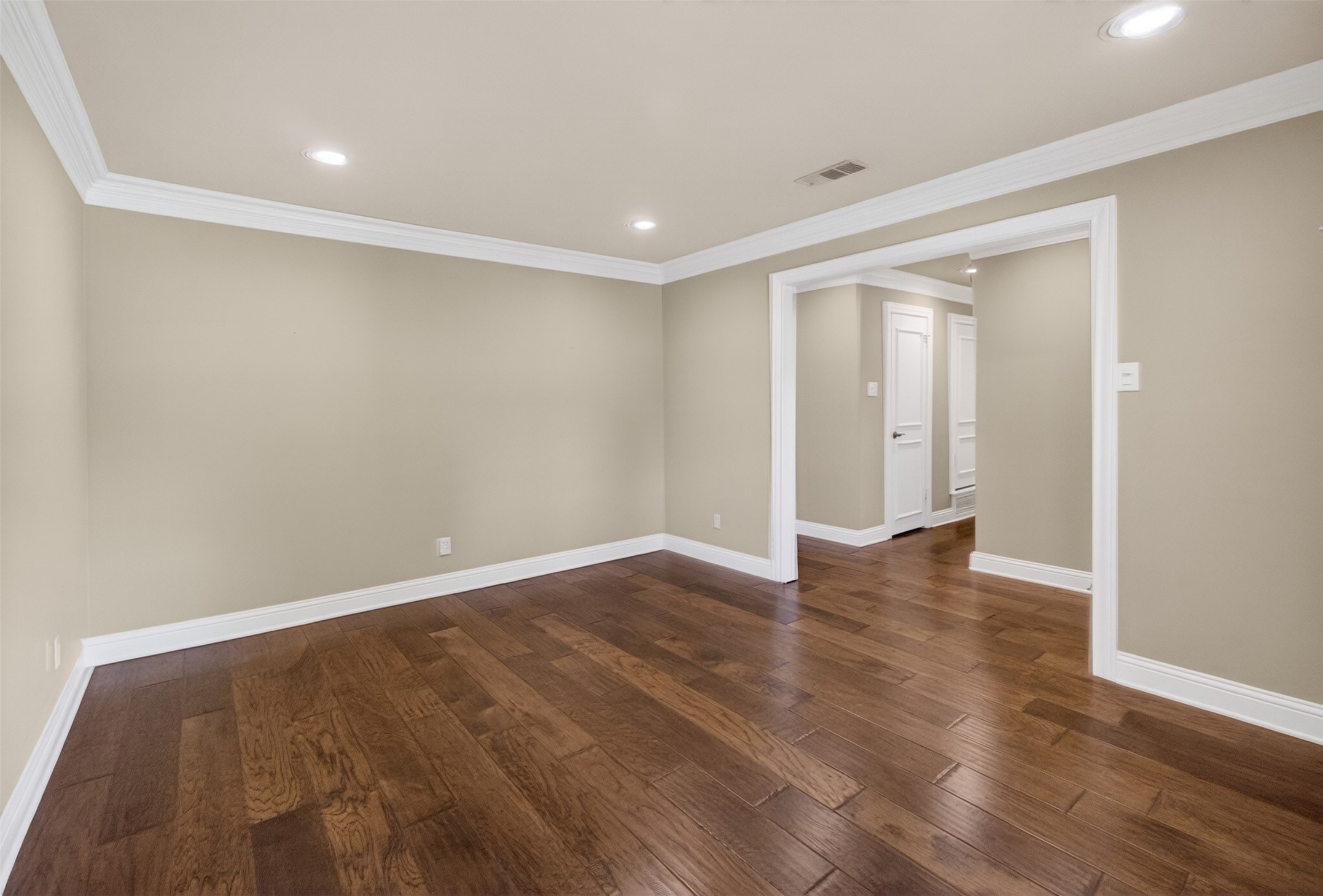 937 Harwood Terrace Bedford TX 76021