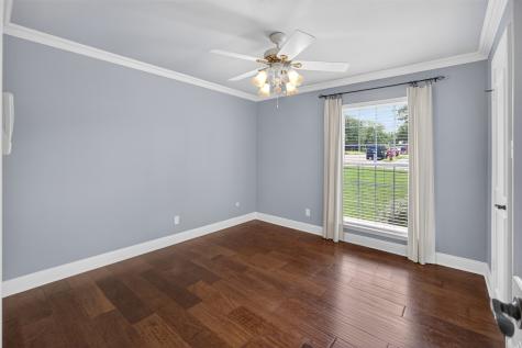 937 Harwood Terrace Bedford TX 76021
