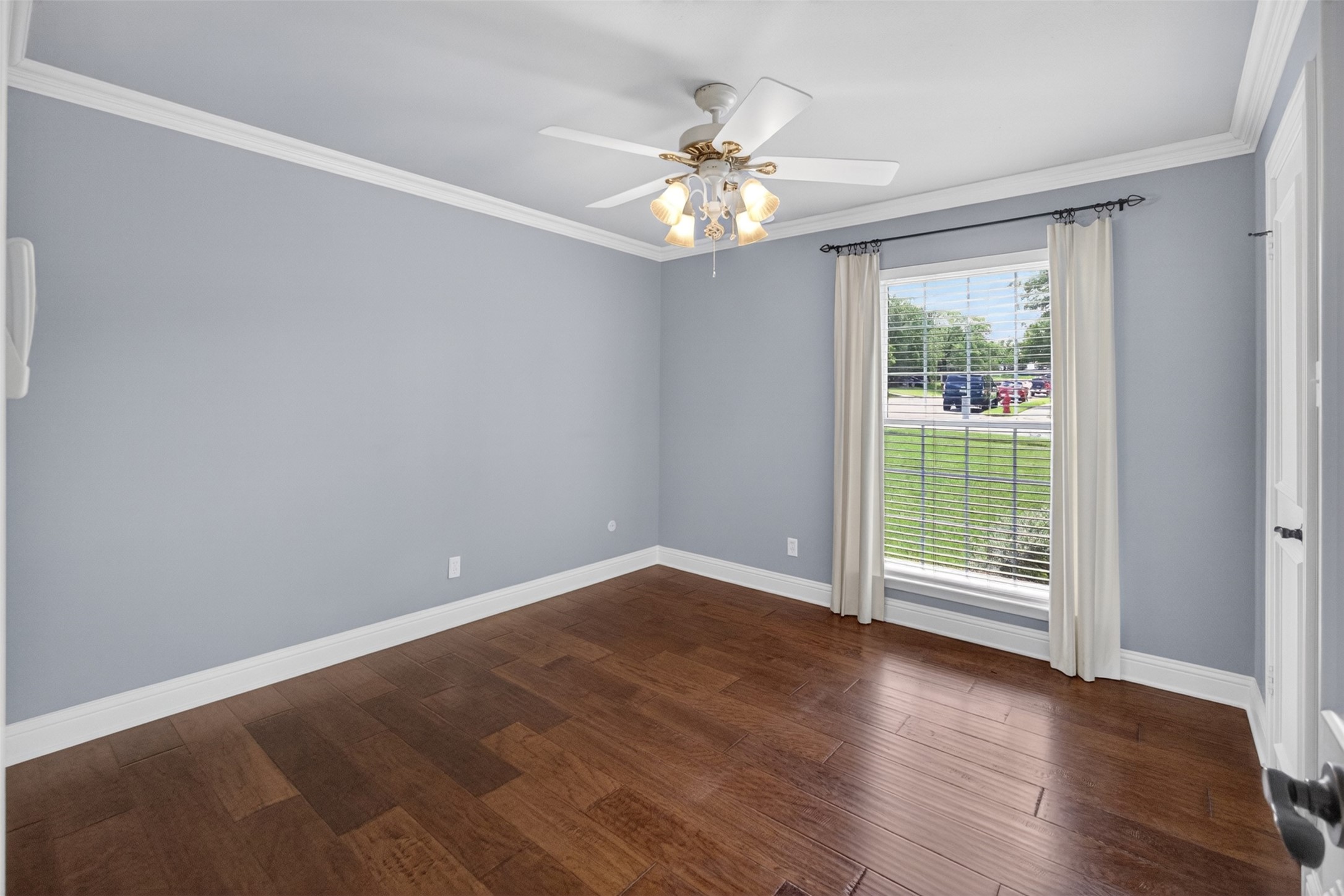 937 Harwood Terrace Bedford TX 76021