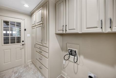 937 Harwood Terrace Bedford TX 76021