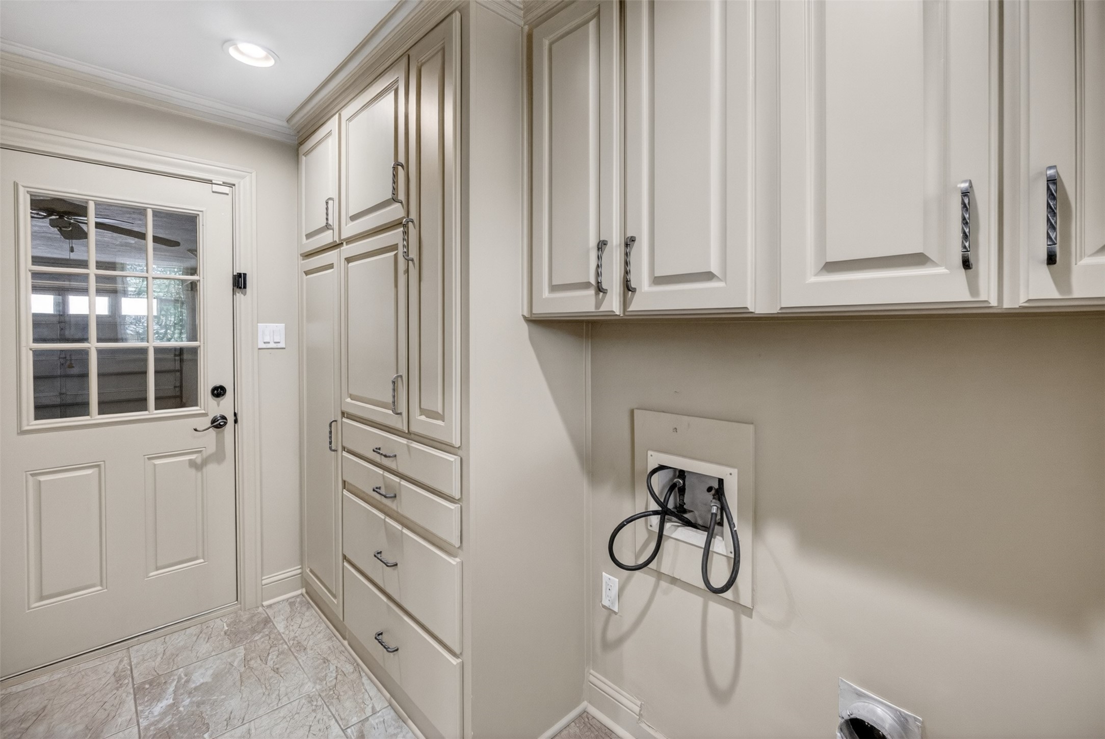 937 Harwood Terrace Bedford TX 76021